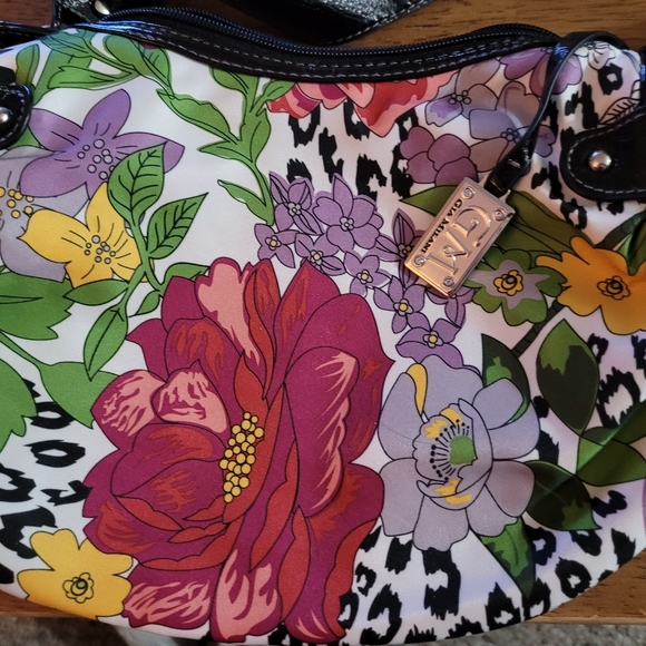 SALE 2 FOR $25 HANDBAG - Picture 4 of 4